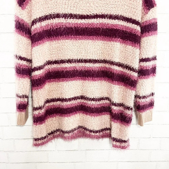 Torrid Pink Striped V Neck Fuzzy Eyelash Sweater Women's Plus Size 00 - Picture 5 of 10